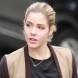 Emily Bett Rickards sur le set de The Flash