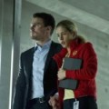 Stephen Amell complimente Emily Bett Richards