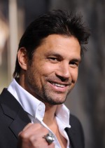 2013-12-04 19-31-00